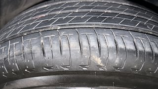 Used 2018 honda Amaze 1.2 S i-VTEC Petrol Manual tyres RIGHT FRONT TYRE TREAD VIEW