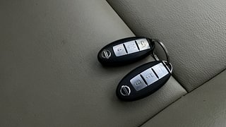 Used 2014 Nissan Sunny [2011-2014] XV Petrol Manual extra CAR KEY VIEW