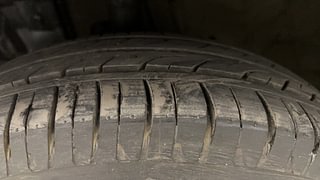 Used 2019 Honda Amaze [2018-2021] 1.2 VX i-VTEC Petrol Manual tyres LEFT FRONT TYRE TREAD VIEW