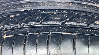 Used 2021 Hyundai New i20 Asta (O) 1.0 Turbo DCT Petrol Automatic tyres LEFT REAR TYRE TREAD VIEW