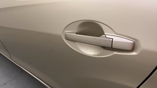 Used 2016 Honda Mobilio [2014-2017] S Diesel Diesel Manual dents MINOR DENT