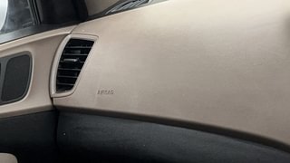 Used 2017 Hyundai Elite i20 [2014-2018] Asta 1.2 Petrol Manual top_features Airbags
