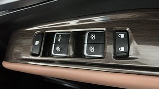 Used 2023 MG Motors Hector Plus Savvy Pro 1.5 Turbo Petrol CVT 6 STR Petrol Automatic top_features Power windows
