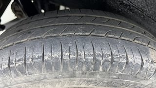 Used 2017 Maruti Suzuki Wagon R 1.0 [2010-2019] VXi Petrol Manual tyres RIGHT REAR TYRE TREAD VIEW