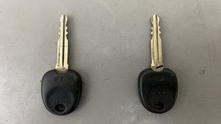 Used 2016 Hyundai Eon [2011-2018] Era + Petrol Manual extra CAR KEY VIEW