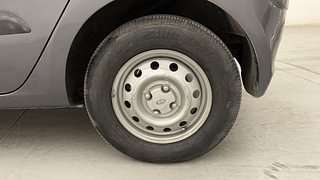 Used 2013 Hyundai i10 [2010-2016] Era Petrol Petrol Manual tyres LEFT REAR TYRE RIM VIEW