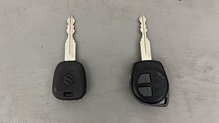 Used 2014 Maruti Suzuki Swift [2011-2017] VXi Petrol Manual extra CAR KEY VIEW