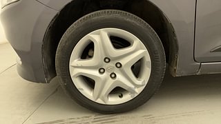 Used 2017 Hyundai Elite i20 [2014-2018] Asta 1.2 Petrol Manual tyres LEFT FRONT TYRE RIM VIEW