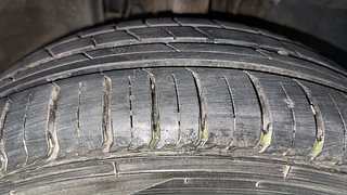 Used 2019 Renault Triber RXZ Petrol Manual tyres RIGHT FRONT TYRE TREAD VIEW