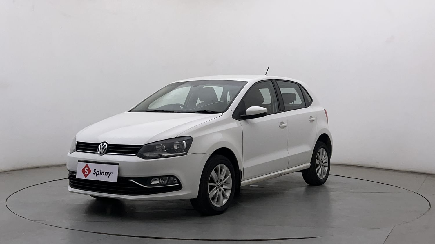LEFT FRONT CORNER VIEW