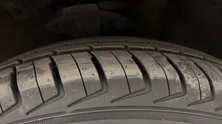 Used 2013 Hyundai i10 [2010-2016] Era Petrol Petrol Manual tyres LEFT FRONT TYRE TREAD VIEW
