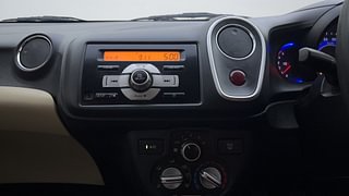 Used 2016 Honda Mobilio [2014-2017] S Diesel Diesel Manual top_features Integrated (in-dash) music system