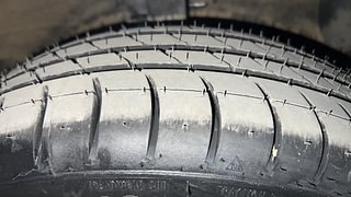 Used 2016 Hyundai Grand i10 [2013-2017] Sportz 1.2 Kappa VTVT Petrol Manual tyres RIGHT FRONT TYRE TREAD VIEW