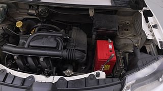Used 2017 Renault Kwid [2015-2019] 1.0 RXT AMT Petrol Automatic engine ENGINE LEFT SIDE VIEW