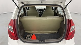 Used 2015 Hyundai i10 magna 1.1 Petrol Manual interior DICKY INSIDE VIEW