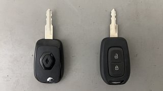 Used 2023 Renault Kwid 1.0 RXT AMT SCE Petrol Automatic extra CAR KEY VIEW