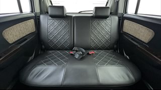 Used 2017 Maruti Suzuki Wagon R 1.0 [2010-2019] VXi Petrol Manual interior REAR SEAT CONDITION VIEW
