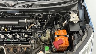 Used 2018 Maruti Suzuki Ignis [2017-2020] Alpha AMT Petrol Petrol Automatic engine ENGINE LEFT SIDE VIEW