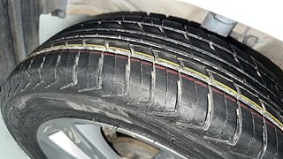 Used 2018 Maruti Suzuki Wagon R 1.0 VXI+ Petrol MT Petrol Manual tyres LEFT FRONT TYRE TREAD VIEW