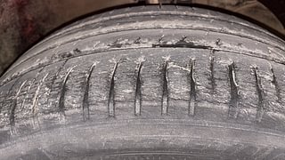 Used 2019 Maruti Suzuki Baleno [2015-2019] Alpha AT Petrol Petrol Automatic tyres RIGHT FRONT TYRE TREAD VIEW
