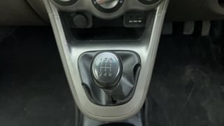 Used 2011 Hyundai i10 Sportz 1.2 Petrol + CNG (Outside Fitted) Petrol+cng Manual interior GEAR  KNOB VIEW