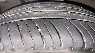 Used 2013 Hyundai Verna [2011-2015] Fluidic 1.6 CRDi SX Diesel Manual tyres LEFT FRONT TYRE TREAD VIEW