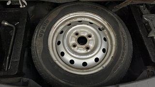 Used 2011 Maruti Suzuki Wagon R 1.0 [2010-2019] LXi Petrol Manual tyres SPARE TYRE VIEW