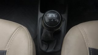 Used 2016 Hyundai Eon [2011-2018] Era + Petrol Manual interior GEAR  KNOB VIEW