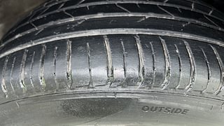 Used 2021 Hyundai Venue [2019-2022] SX 1.0  Turbo iMT Petrol Manual tyres RIGHT FRONT TYRE TREAD VIEW