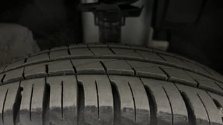 Used 2023 Renault Kwid 1.0 RXT AMT SCE Petrol Automatic tyres RIGHT FRONT TYRE TREAD VIEW