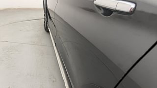 Used 2022 Maruti Suzuki XL6 Alpha AT Petrol Petrol Automatic dents MINOR DENT