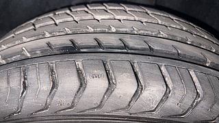 Used 2015 Volkswagen Polo [2015-2019] Highline1.2L (P) Petrol Manual tyres LEFT REAR TYRE TREAD VIEW