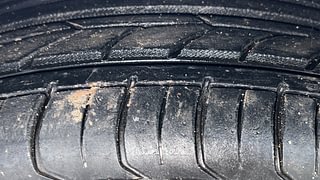 Used 2021 Hyundai New i20 Asta (O) 1.0 Turbo DCT Petrol Automatic tyres LEFT FRONT TYRE TREAD VIEW