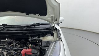 Used 2022 Maruti Suzuki Baleno [2019-2022] Zeta Petrol Petrol Manual engine ENGINE LEFT SIDE HINGE & APRON VIEW