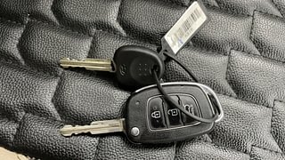 Used 2018 Hyundai Elite i20 [2018-2020] Asta 1.2 Petrol Manual extra CAR KEY VIEW
