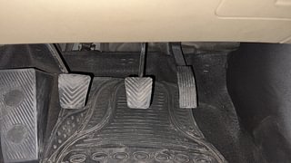 Used 2013 Hyundai Verna [2011-2015] Fluidic 1.6 CRDi SX Diesel Manual interior PEDALS VIEW