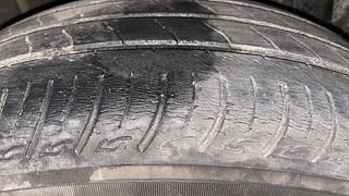 Used 2020 Renault Triber RXZ AMT Petrol Automatic tyres RIGHT REAR TYRE TREAD VIEW