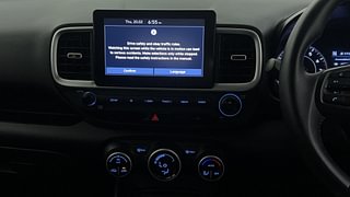 Used 2021 Hyundai Venue [2019-2022] SX 1.0  Turbo iMT Petrol Manual interior MUSIC SYSTEM & AC CONTROL VIEW