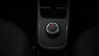 Used 2022 Renault Kwid 1.0L RXT(O) AMT Petrol Automatic interior GEAR  KNOB VIEW