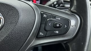 Used 2020 Tata Altroz XZ 1.5 Diesel Manual top_features Cruise control
