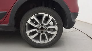Used 2016 Hyundai i20 Active [2015-2020] 1.2 S Petrol Manual tyres LEFT REAR TYRE RIM VIEW