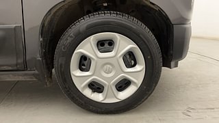 Used 2023 maruti-suzuki S-Presso VXI Plus Petrol Manual tyres RIGHT FRONT TYRE RIM VIEW
