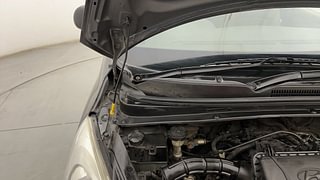 Used 2013 Hyundai i10 [2010-2016] Era Petrol Petrol Manual engine ENGINE RIGHT SIDE HINGE & APRON VIEW