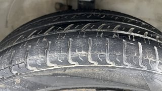 Used 2017 Maruti Suzuki Wagon R 1.0 [2010-2019] VXi Petrol Manual tyres RIGHT FRONT TYRE TREAD VIEW