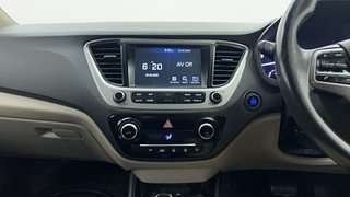 Used 2019 Hyundai Verna [2017-2020] 1.6 VTVT SX + AT Petrol Automatic interior MUSIC SYSTEM & AC CONTROL VIEW