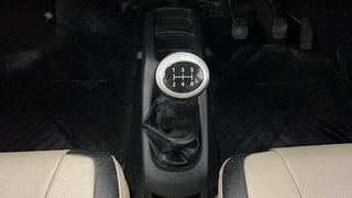 Used 2018 Maruti Suzuki Wagon R 1.0 VXI+ Petrol MT Petrol Manual interior GEAR  KNOB VIEW