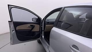 Used 2015 Volkswagen Polo [2015-2019] Highline1.2L (P) Petrol Manual interior LEFT FRONT DOOR OPEN VIEW