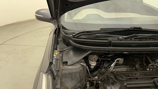 Used 2017 Hyundai Elite i20 [2014-2018] Asta 1.2 Petrol Manual engine ENGINE RIGHT SIDE HINGE & APRON VIEW