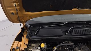 Used 2019 Renault Triber RXZ Petrol Manual engine ENGINE RIGHT SIDE HINGE & APRON VIEW