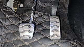 Used 2021 Hyundai New i20 Asta 1.0 Turbo IMT Petrol Manual interior PEDALS VIEW